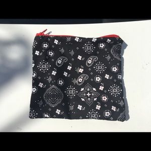 Handmade zipper pouch